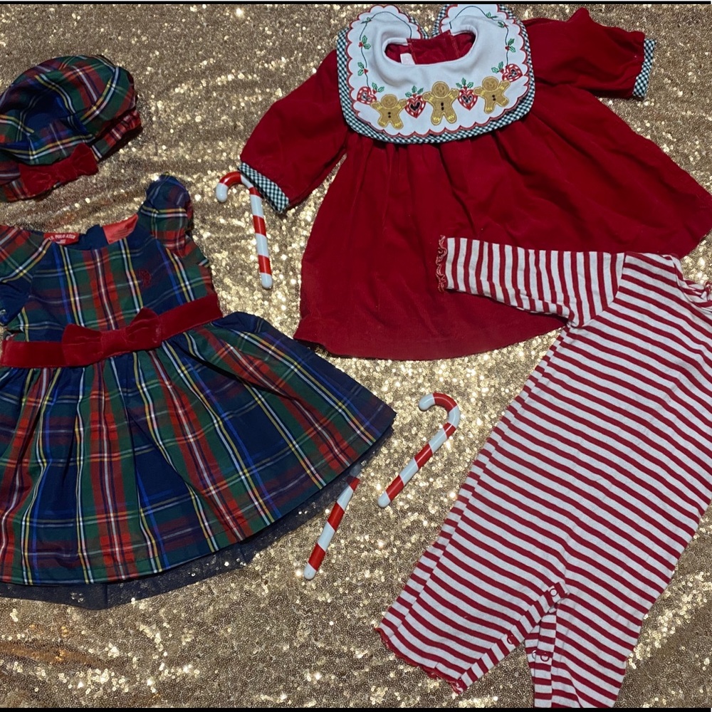 Two dresses 👗, 1 Onesie , 1 hat